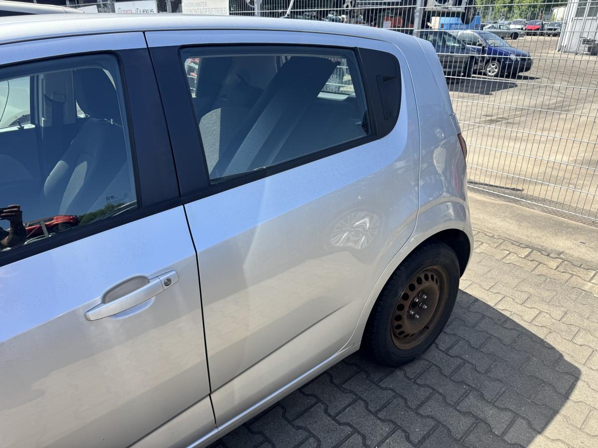 Chevrolet Aveo 2 original T&uuml;r hinten links Silber 5-T&uuml;rer Rohbau Bj.2013